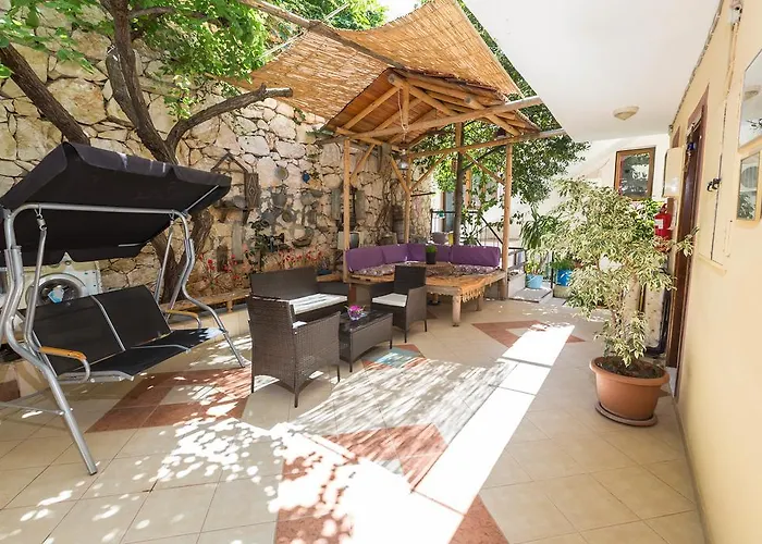 Guest house Cemil Kas